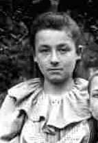 Bégule M_Louise Stéphanie Emile (à 14 ans) 1894.jpg (32785 octets)